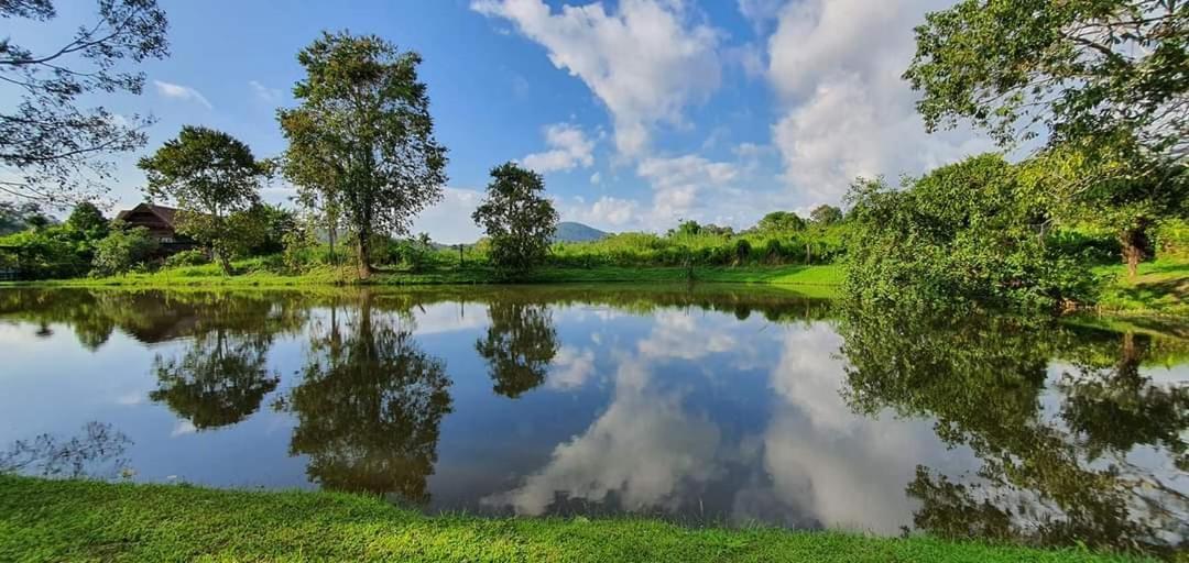 Homdoiintr Farmstay ฮ่อมดอยอินทร์ ฟาร์มสเตย์ Ban Huai Kaeo Exterior foto